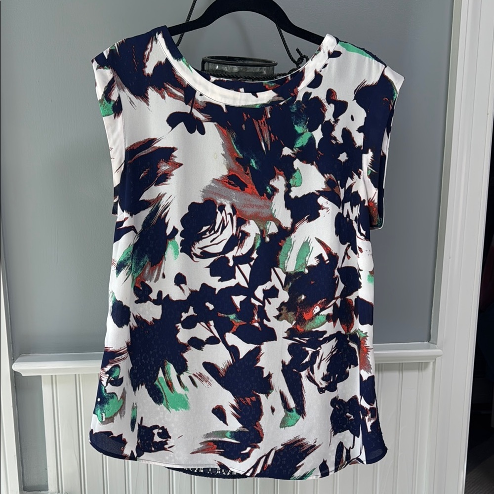 Daniel Rainn Blue and White Graphic Blouse